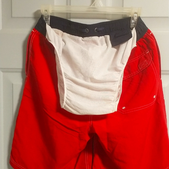 L.L. Bean Mesh Lined Swim Trunks Men's-Small - Picture 3 of 6